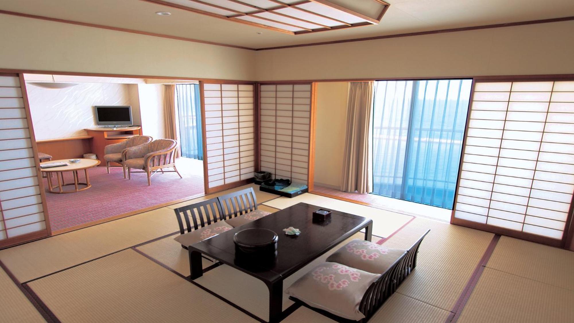 Irago Resort & Convention Hotel Tahara Exteriör bild