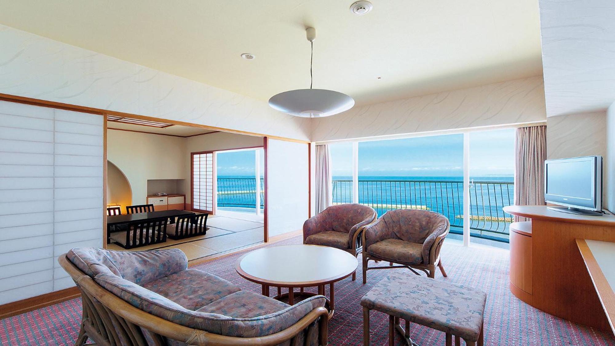 Irago Resort & Convention Hotel Tahara Exteriör bild