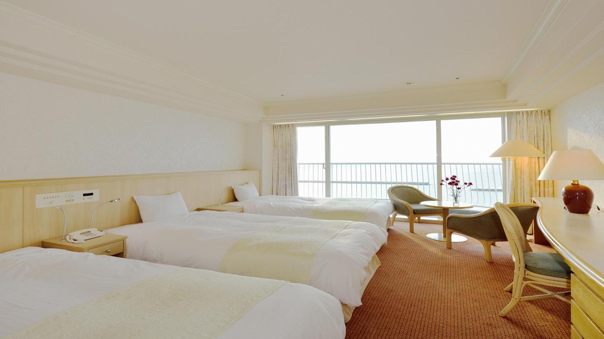 Irago Resort & Convention Hotel Tahara Exteriör bild